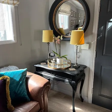 Coppergate Apartment