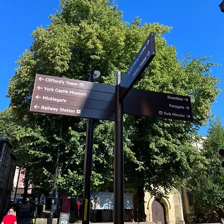 Coppergate Apartamento *